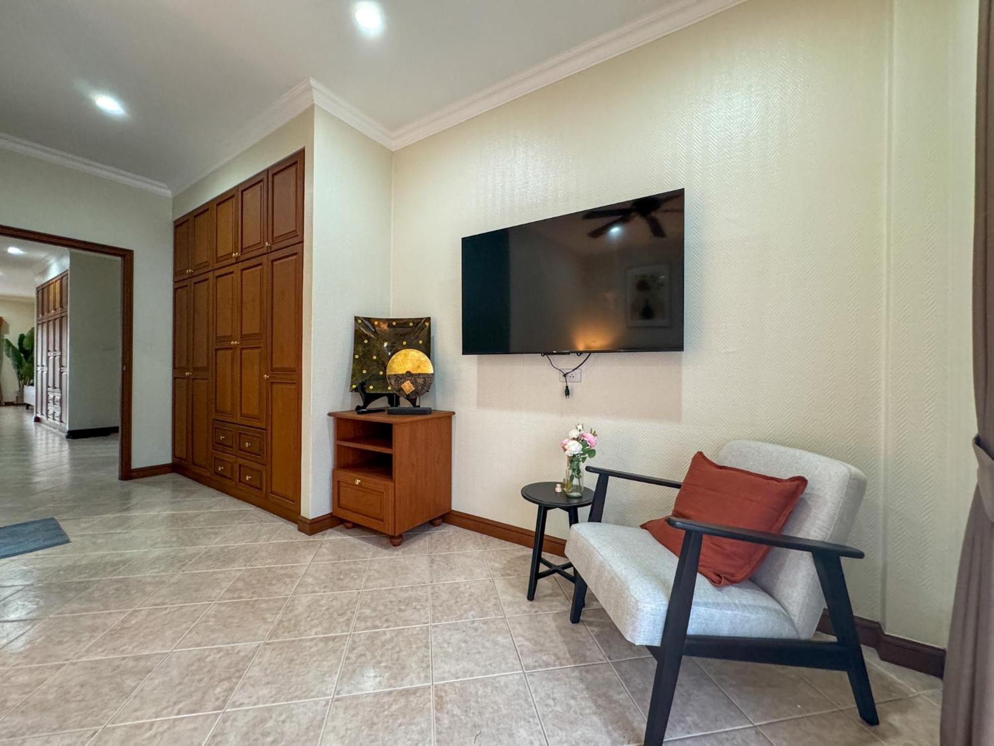 View Talay Longstay Jomtien Beach Exteriör bild