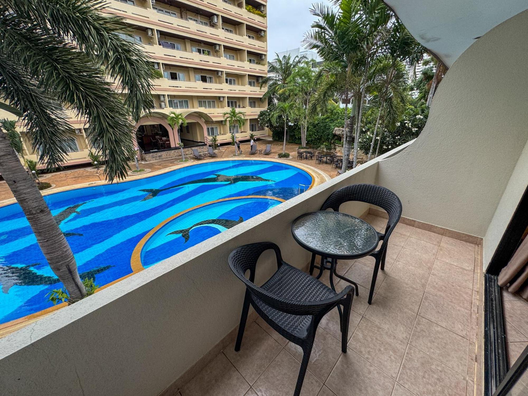 View Talay Longstay Jomtien Beach Exteriör bild