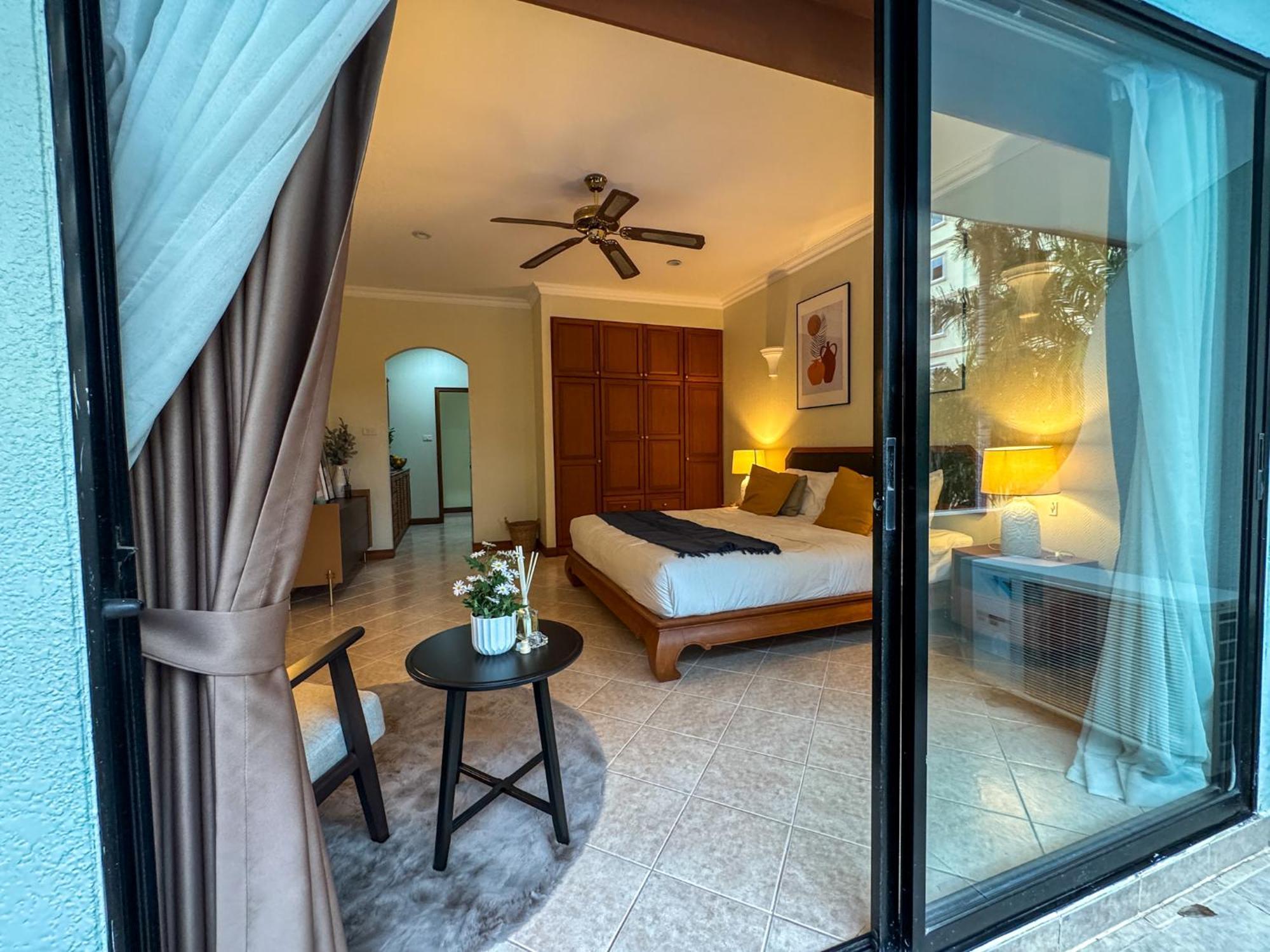 View Talay Longstay Jomtien Beach Exteriör bild