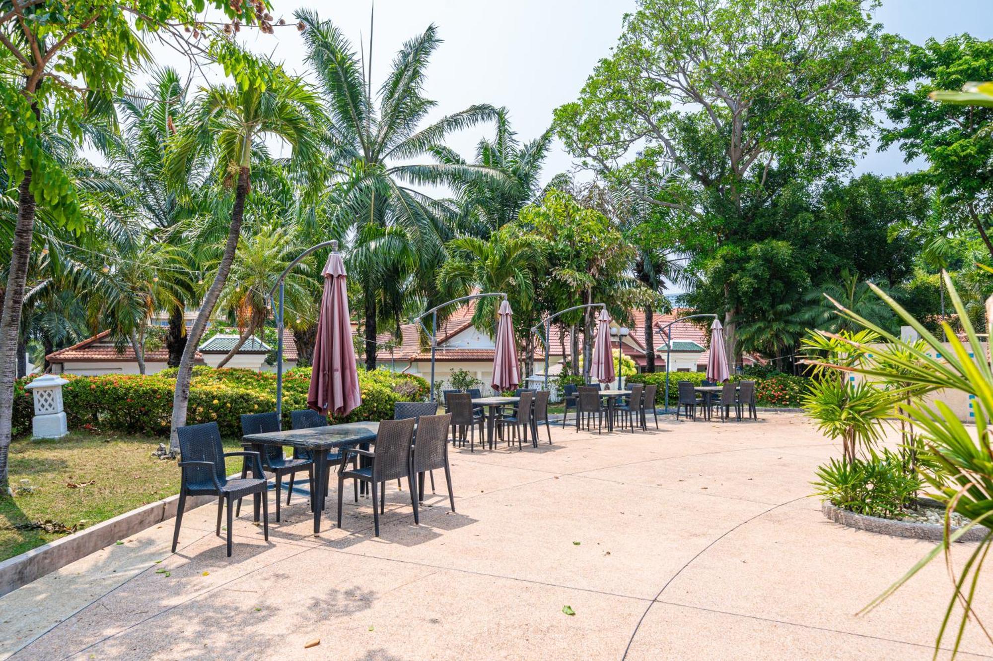 View Talay Longstay Jomtien Beach Exteriör bild